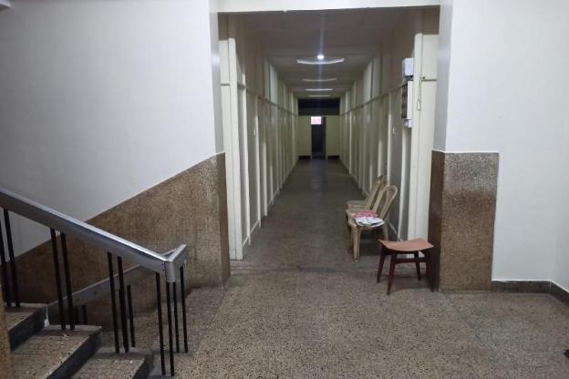 hotel rainbow near victoria hospital city market