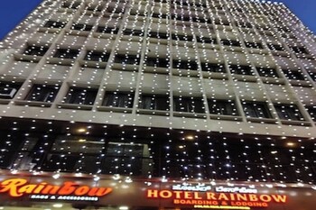 hotel rainbow near victoria hospital city market