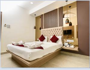 hotel beachfront couple andfamily friendly