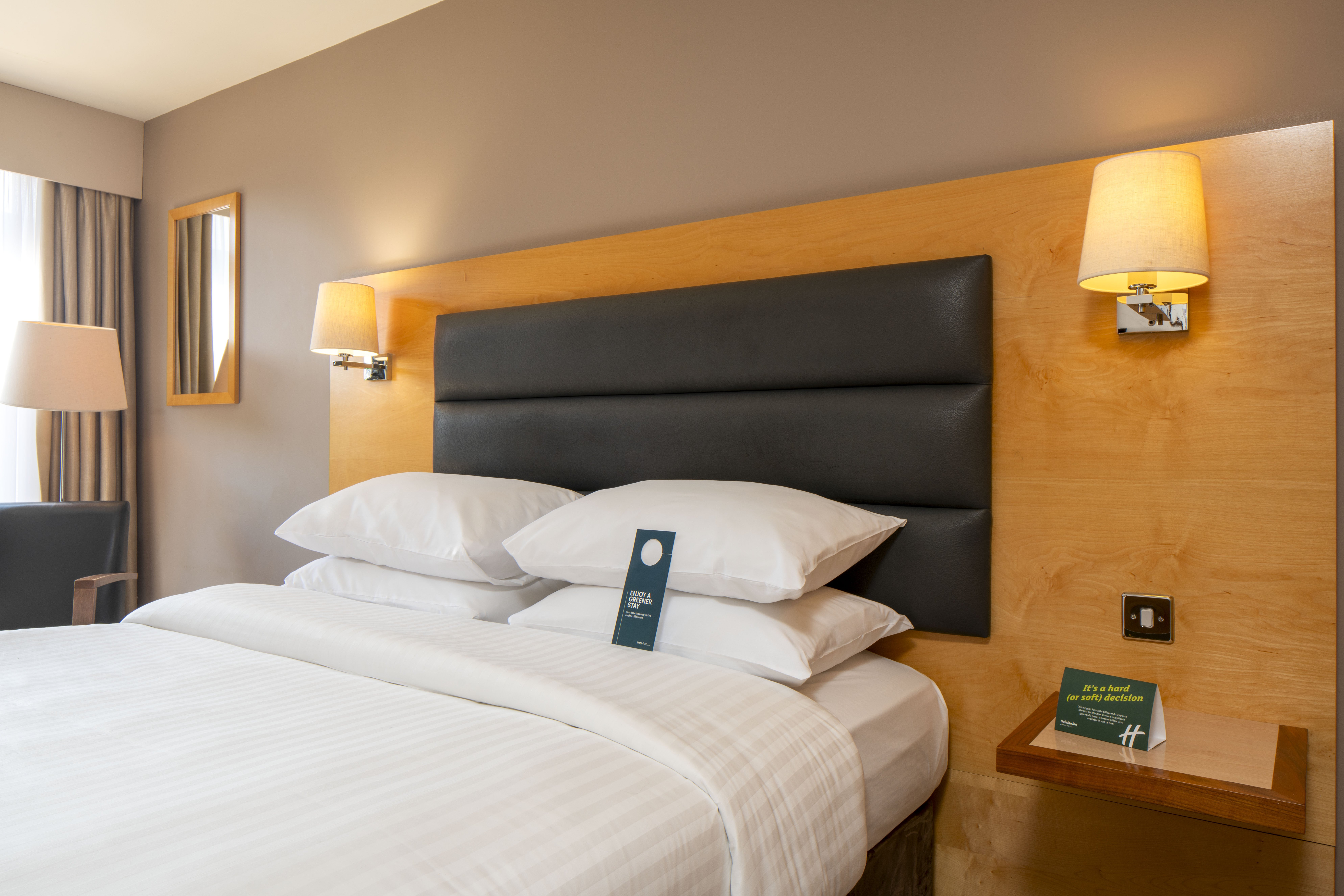 holiday inn london brentford lock by ihg