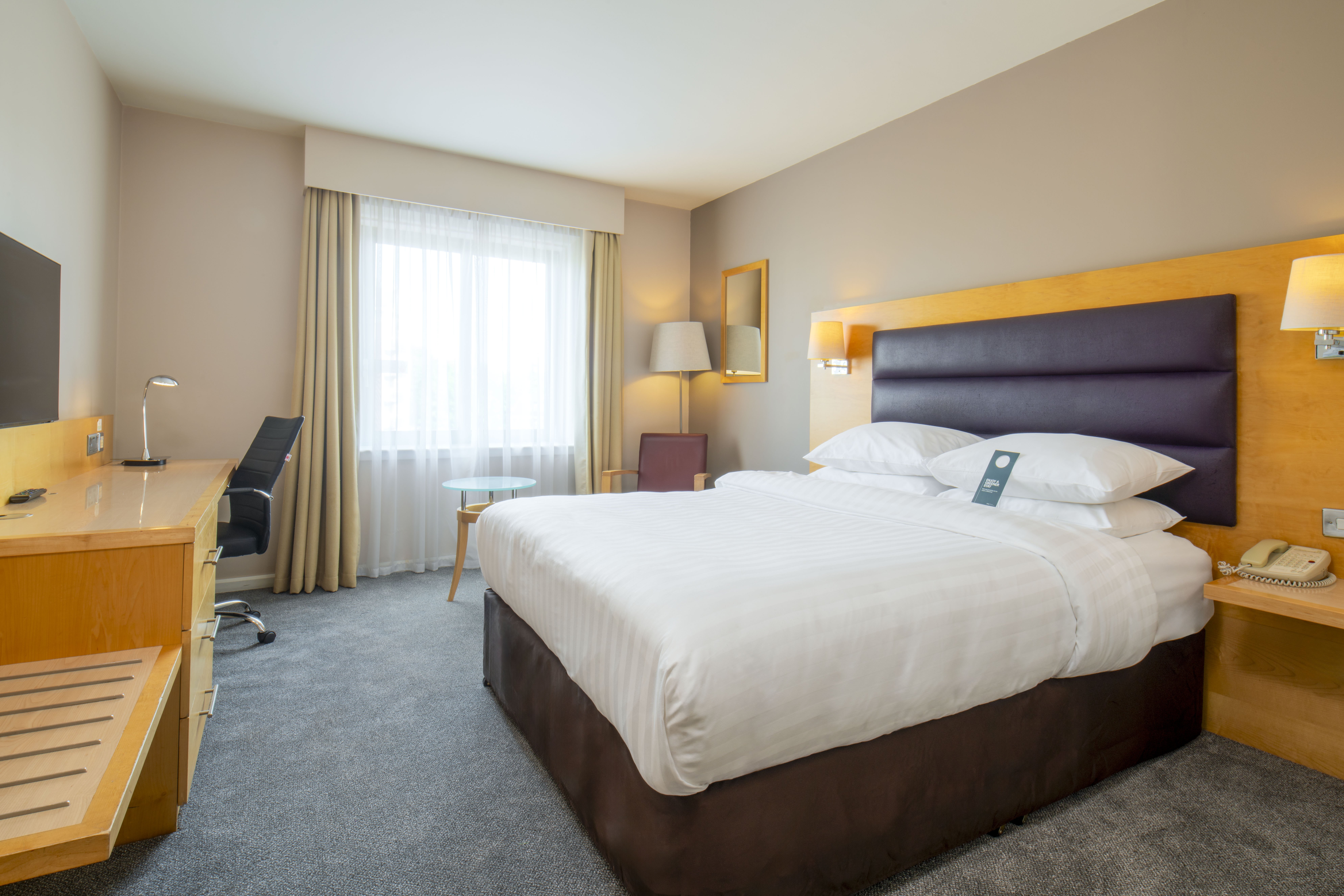 holiday inn london brentford lock by ihg