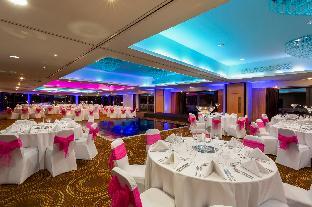 holiday inn london brentford lock by ihg