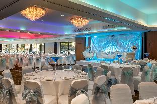 holiday inn london brentford lock by ihg
