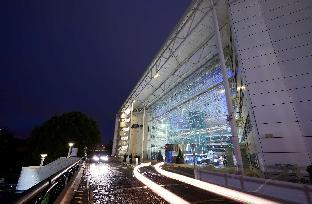 Hilton London Heathrow Airport Hotel,Feltham>>England,4 star