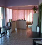 econo lodge inn and suites