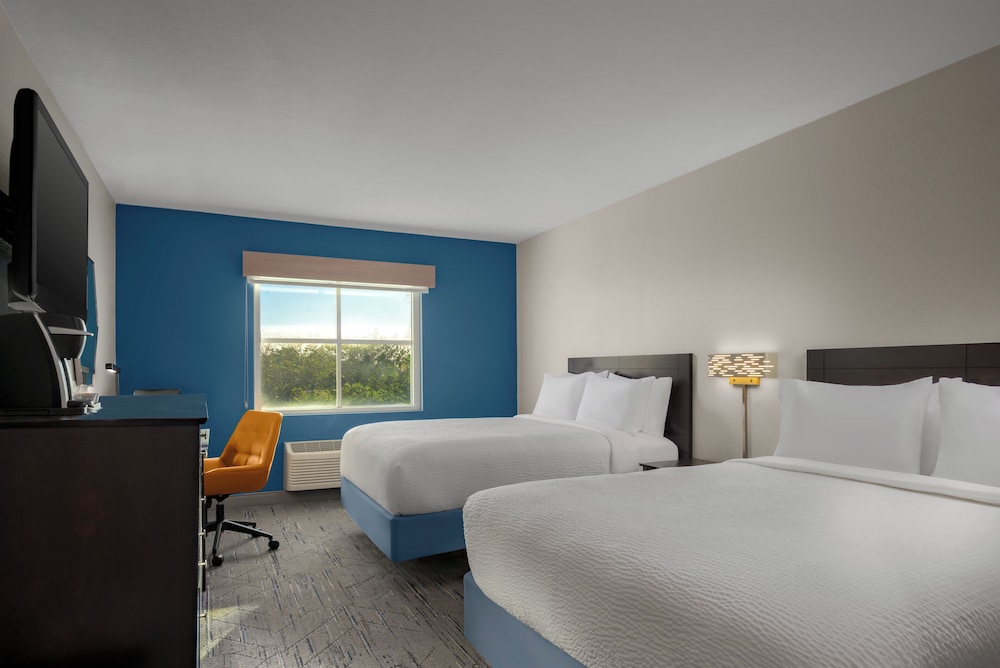 holiday inn express and suites kendall by ihg