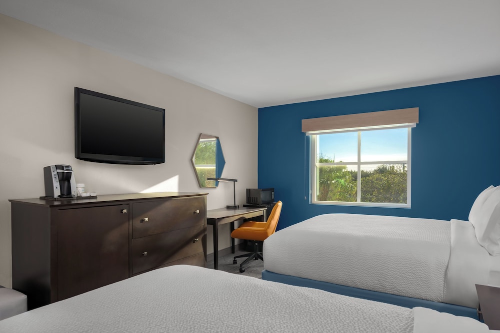 holiday inn express and suites kendall by ihg