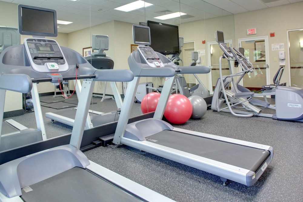 holiday inn express and suites kendall by ihg