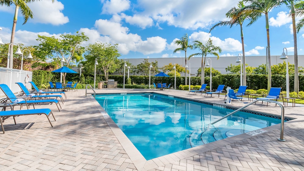 holiday inn express and suites kendall by ihg