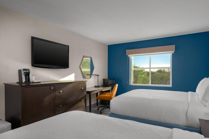 holiday inn express and suites kendall by ihg
