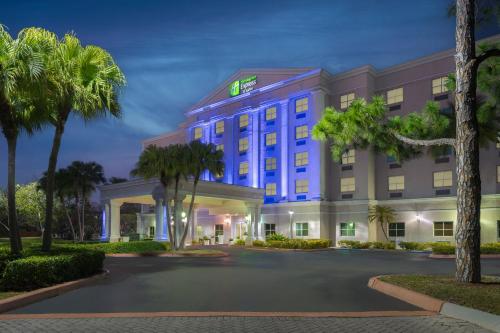 holiday inn express and suites kendall by ihg