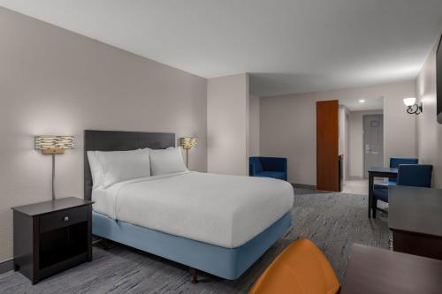 holiday inn express and suites kendall by ihg