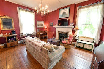 the pines of dresden bandb