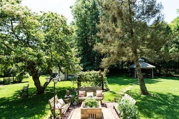 the pines of dresden bandb