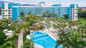 disneys hollywood hotel