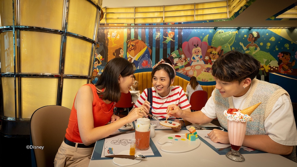 disneys hollywood hotel