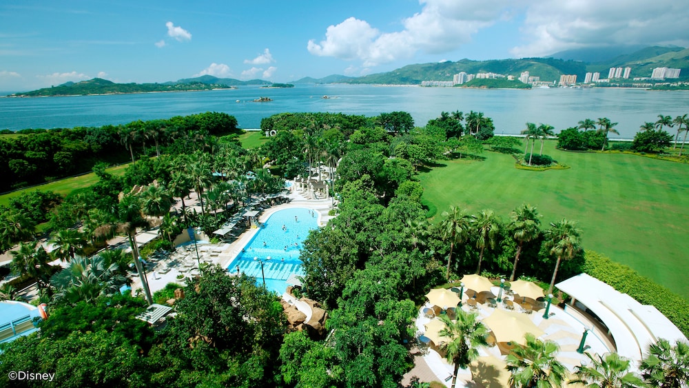 disneys hollywood hotel