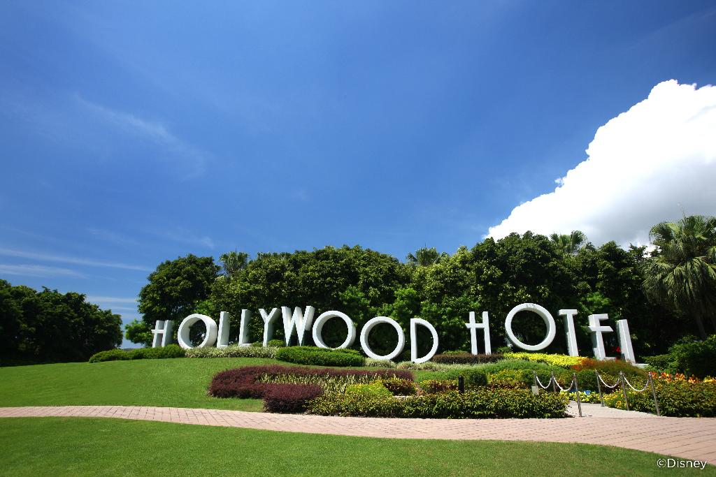disneys hollywood hotel