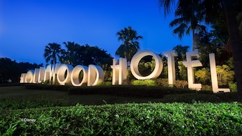 disneys hollywood hotel