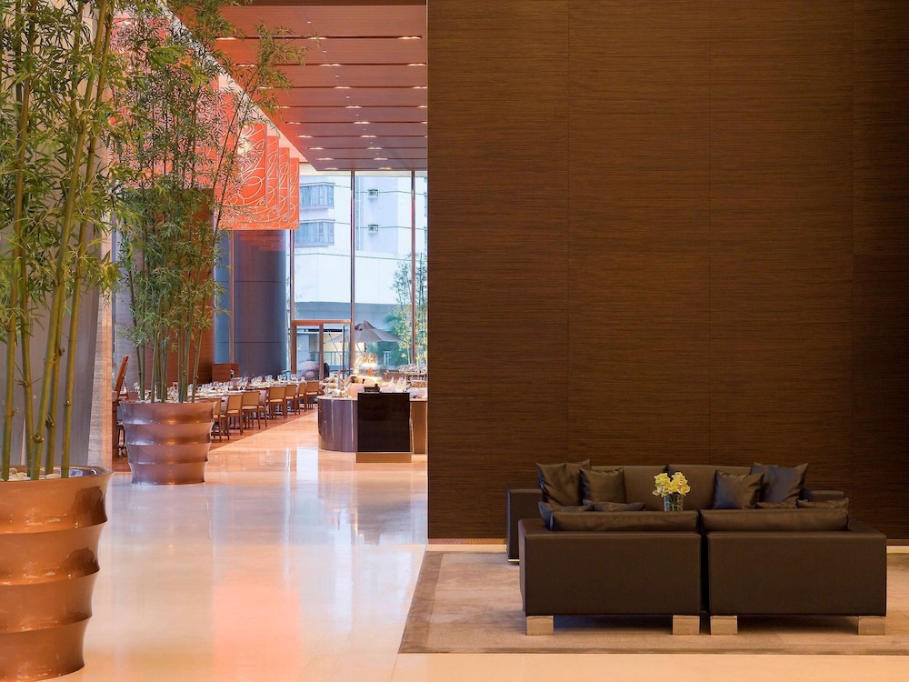 novotel citygate hong kong