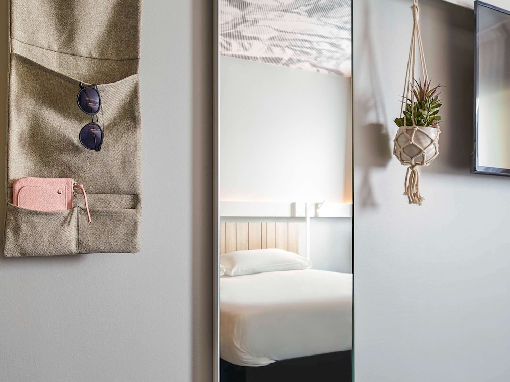 campanile paris sud clamart