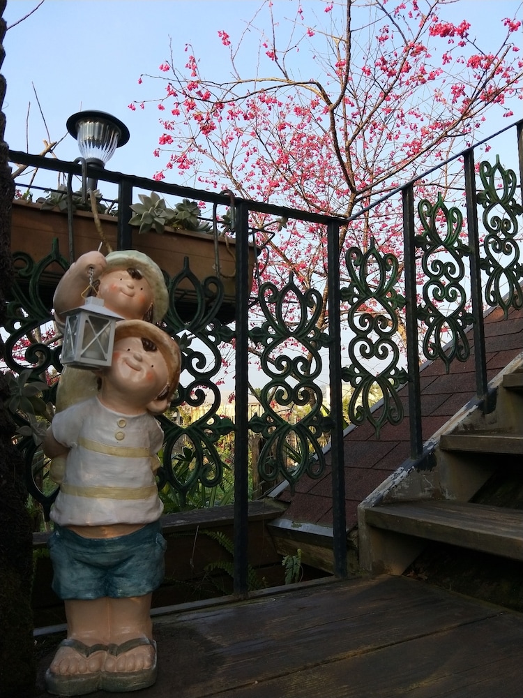 garden life homestay