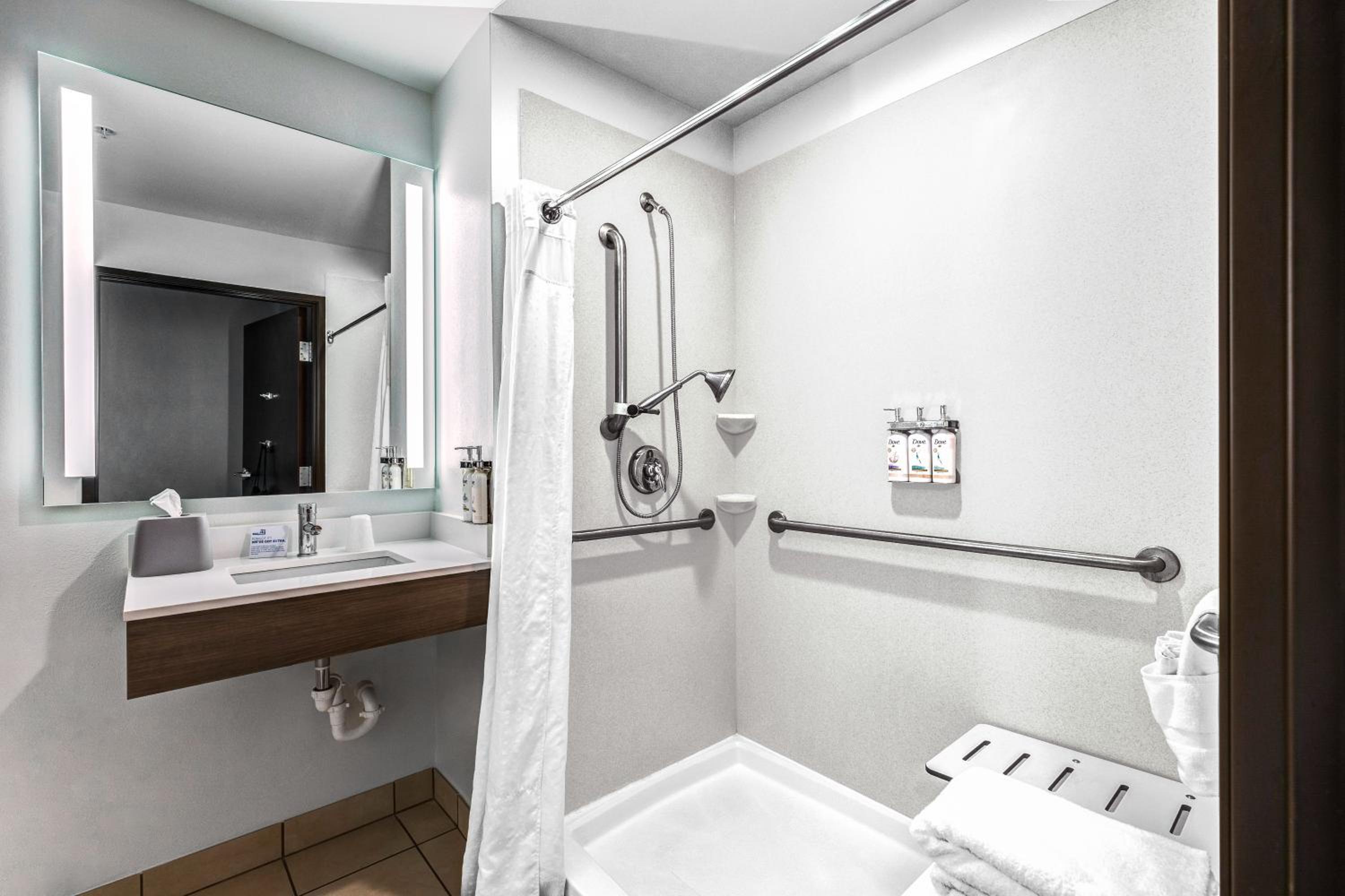 holiday inn express salinas by ihg