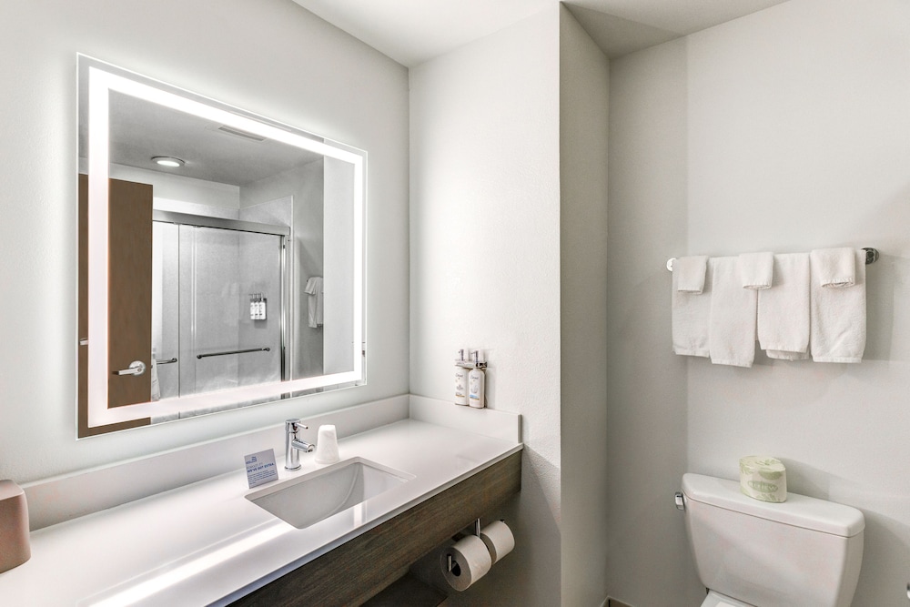 holiday inn express salinas by ihg