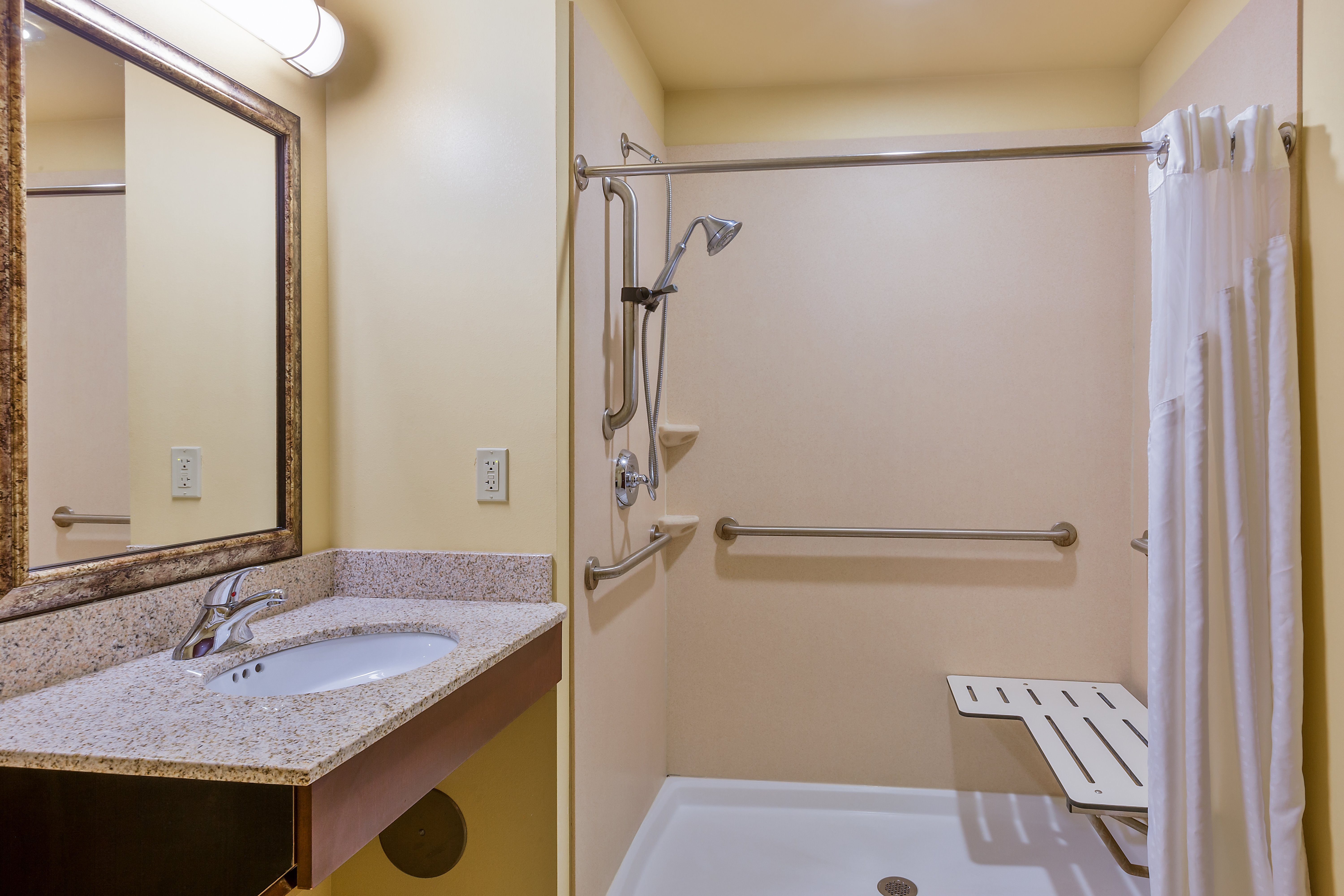 holiday inn express salinas by ihg