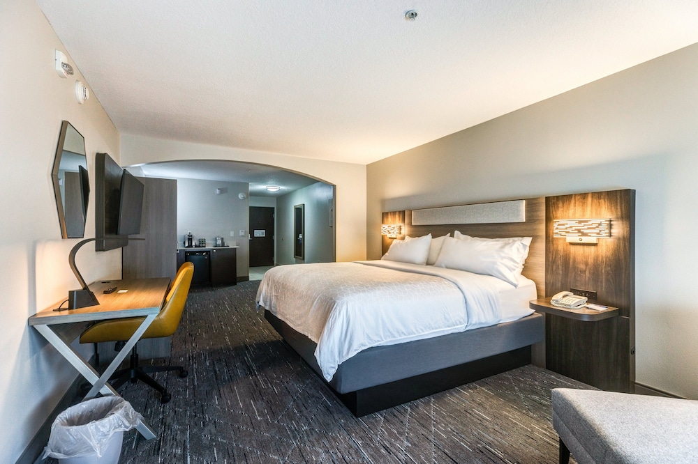 holiday inn express salinas by ihg