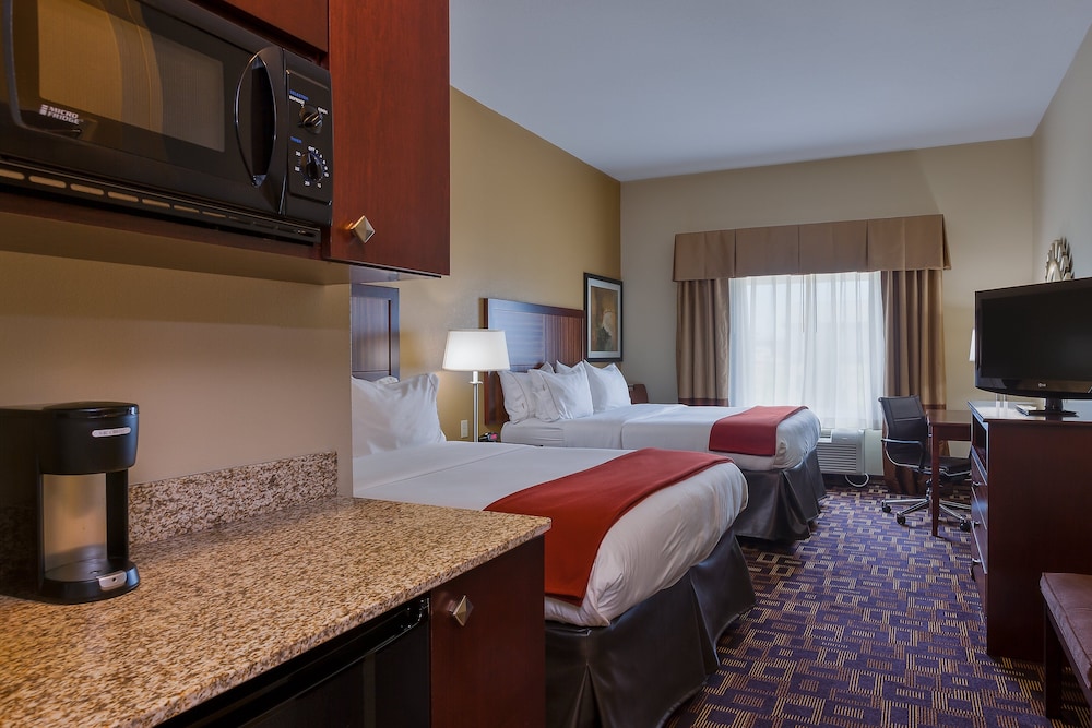 holiday inn express salinas by ihg