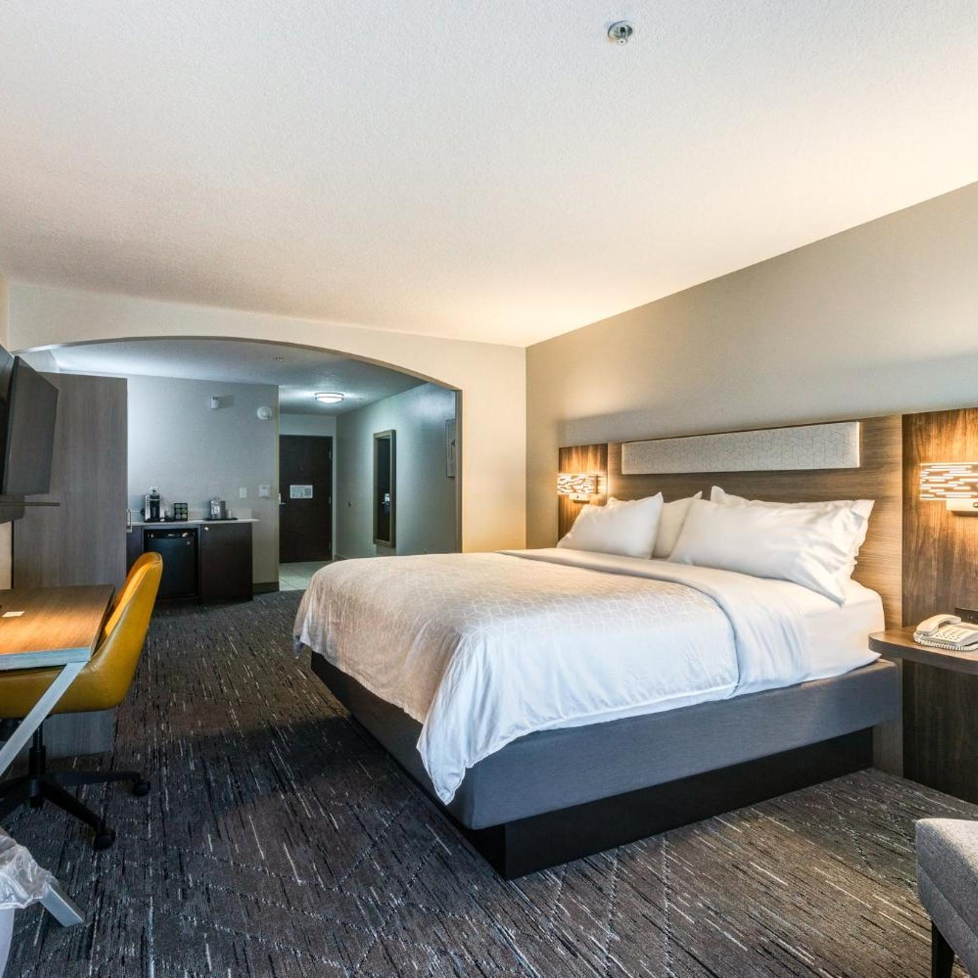 holiday inn express salinas by ihg