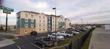 woodspring suites lincoln northeast i 80