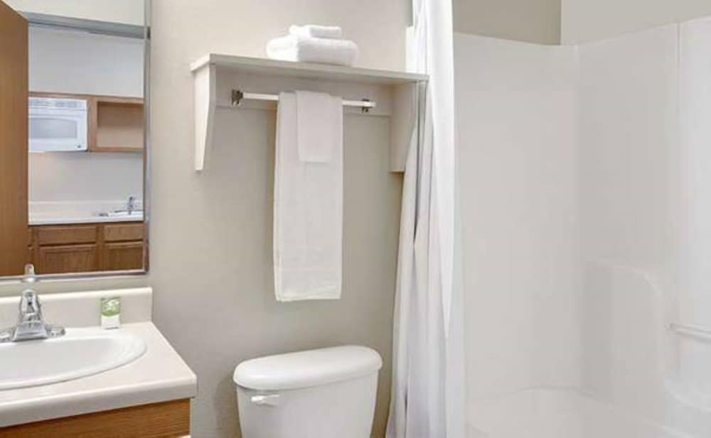 woodspring suites lincoln northeast i 80