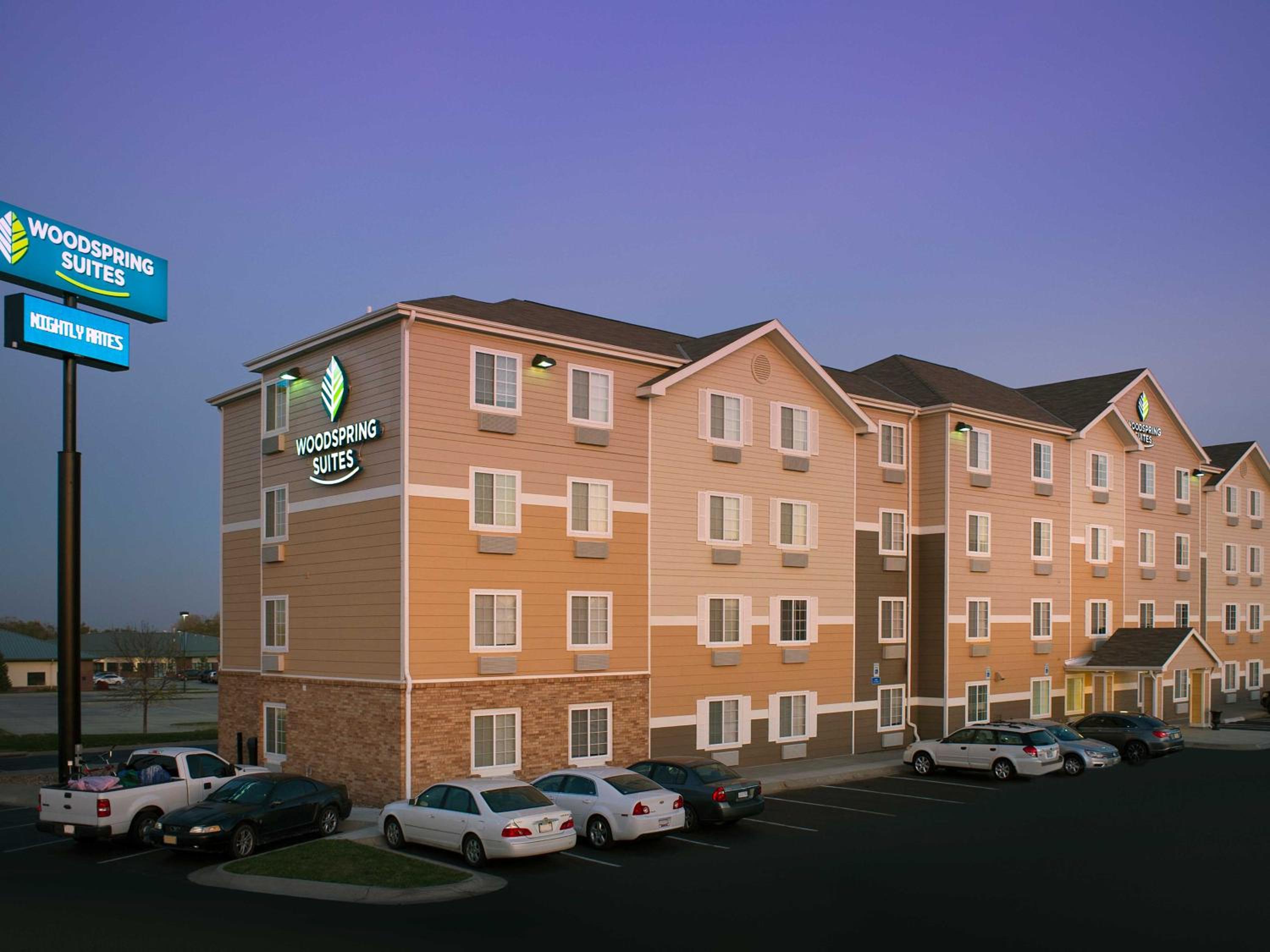 woodspring suites lincoln northeast i 80