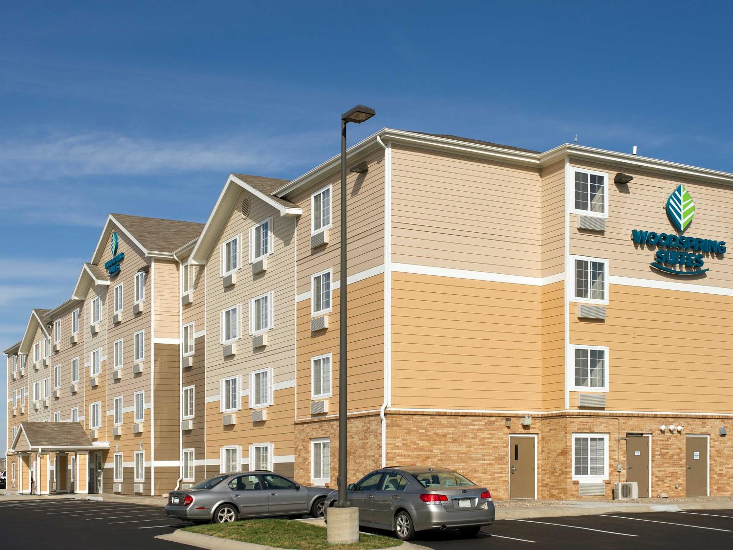 woodspring suites lincoln northeast i 80