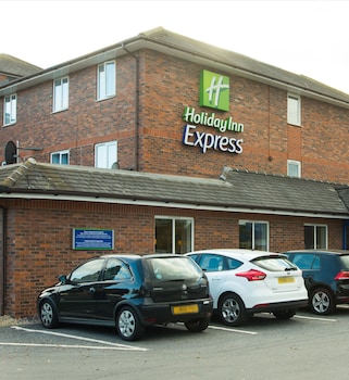 holiday inn express lichfield by ihg