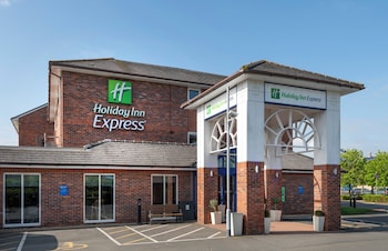 holiday inn express lichfield by ihg