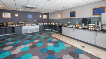 holiday inn express lichfield by ihg