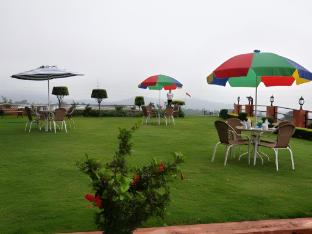 the white hotel katra