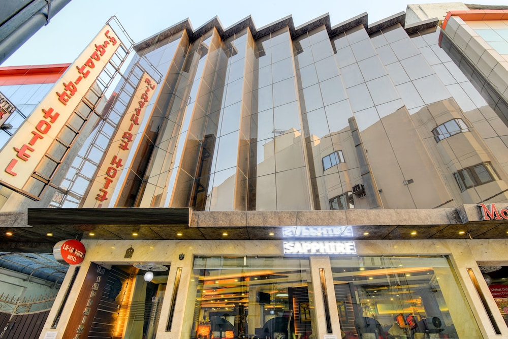 la sapphire hotel