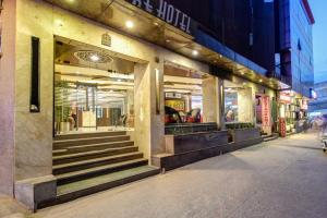 la sapphire hotel