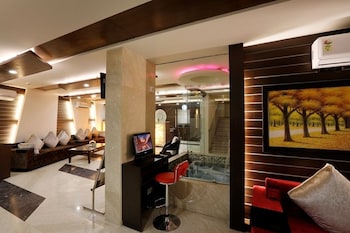 La-Sapphire Hotel,Shahdara,3 star