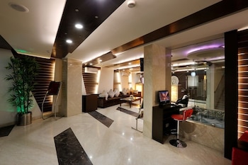la sapphire hotel