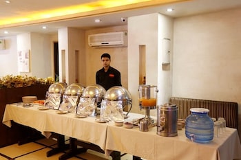 la sapphire hotel