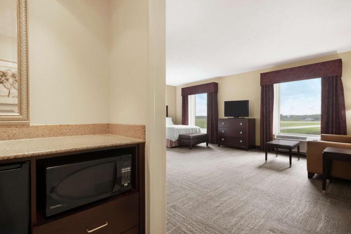 hampton inn and suites brunswick