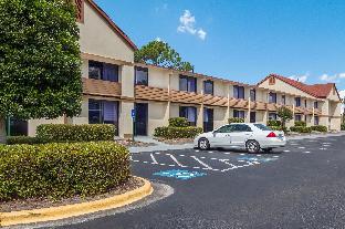 red roof inn and suites brunswick i 95