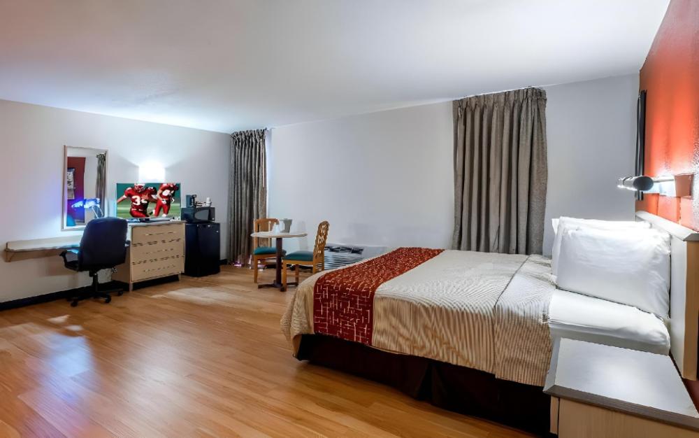 red roof inn and suites brunswick i 95