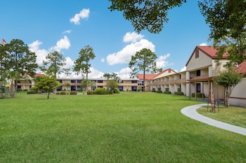 red roof inn and suites brunswick i 95