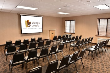 stoney creek hotel st joseph